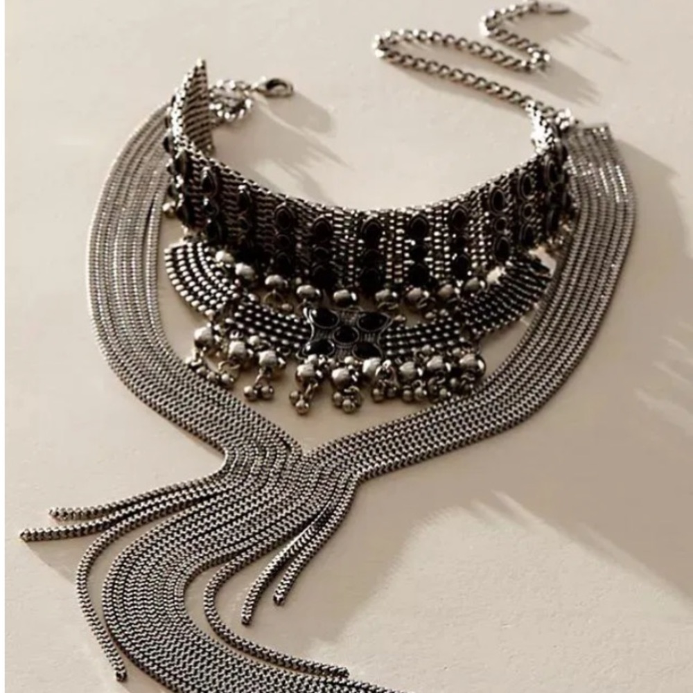 Sadie Necklace
NWT
Free People
Color - Silver - Picture 1 of 8